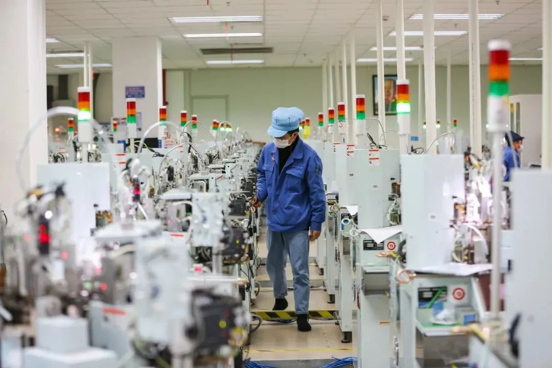 “智改數轉”賦能產業創新升級，貴陽高新區跑出新型工業化“加速度”